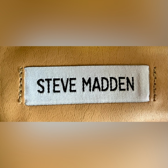 EUC STEVE MADDEN Swizzle Suede Pom Pom Gladiator Sandals Size 7M Black Worn 1x! - Picture 2 of 14